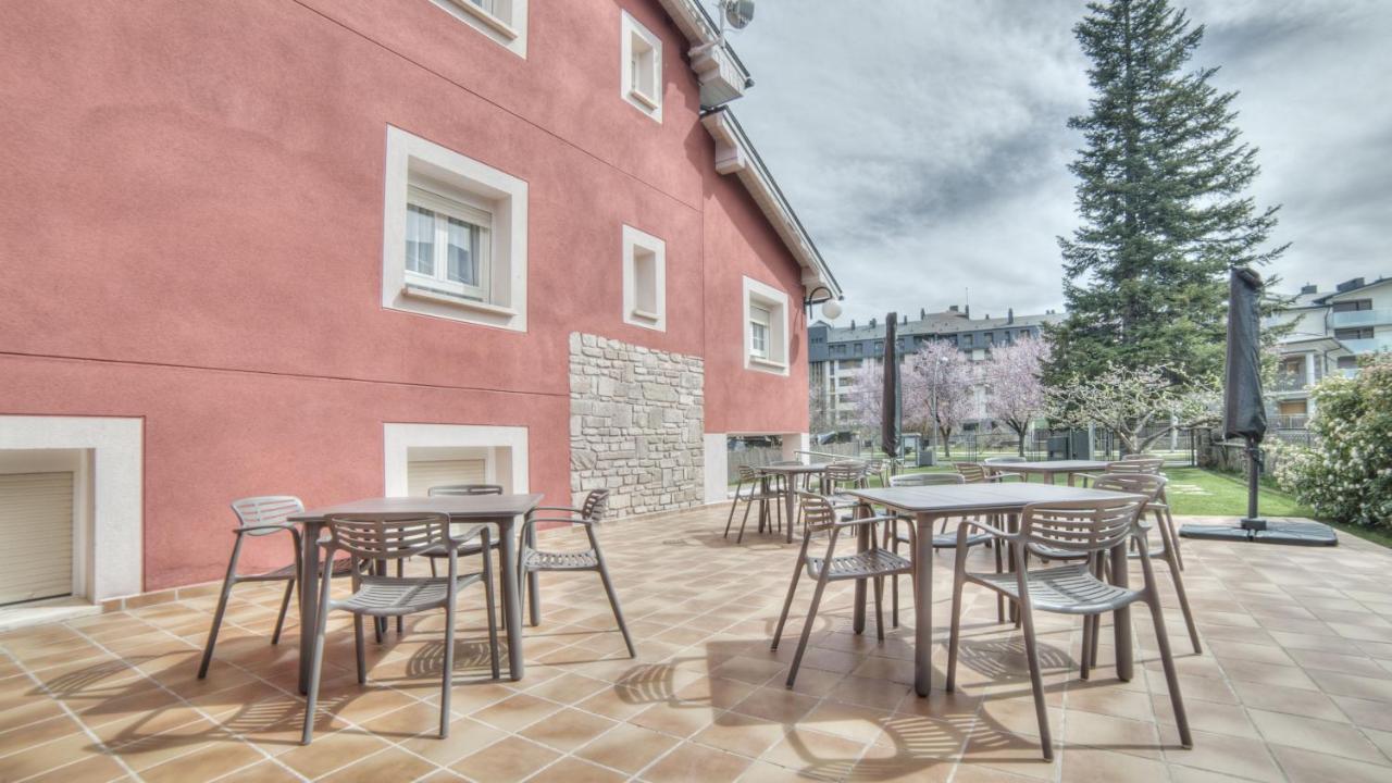 Hotel Pura Vida Pirineos Jaca Esterno foto